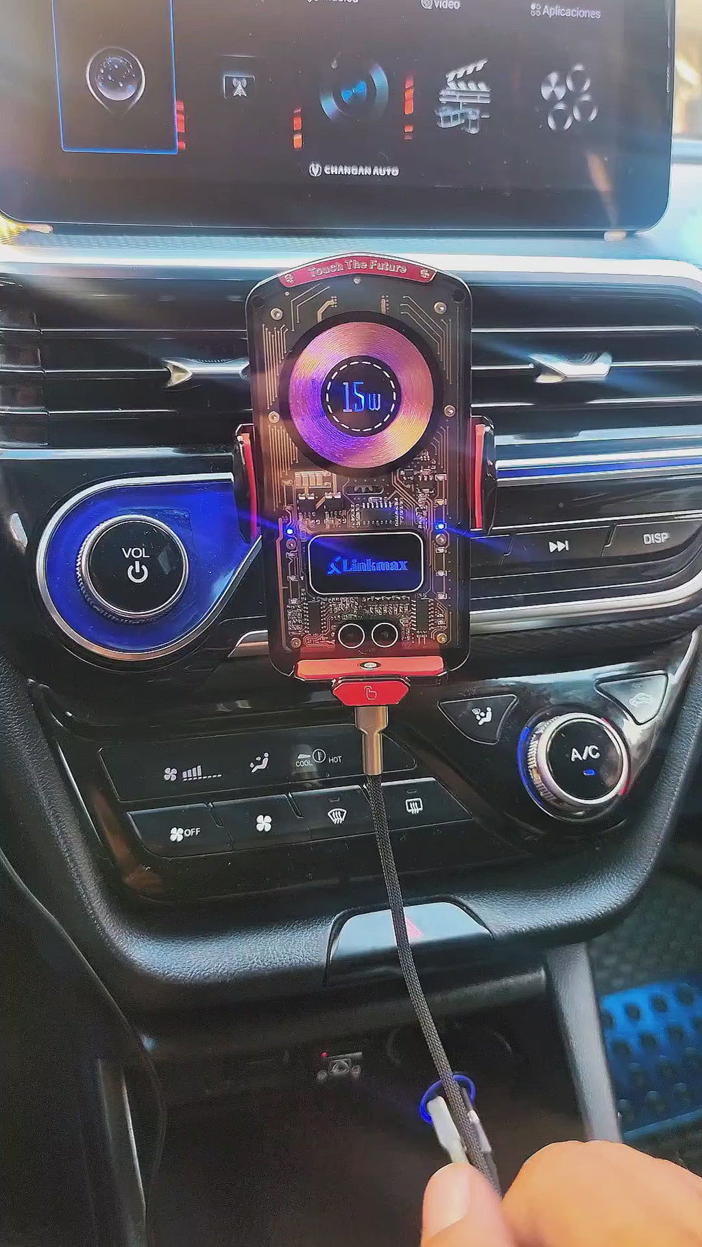 SOPORTE-CARGADOR PARA CELULAR